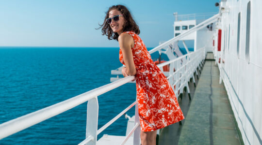 prendre le ferry vers la Corse